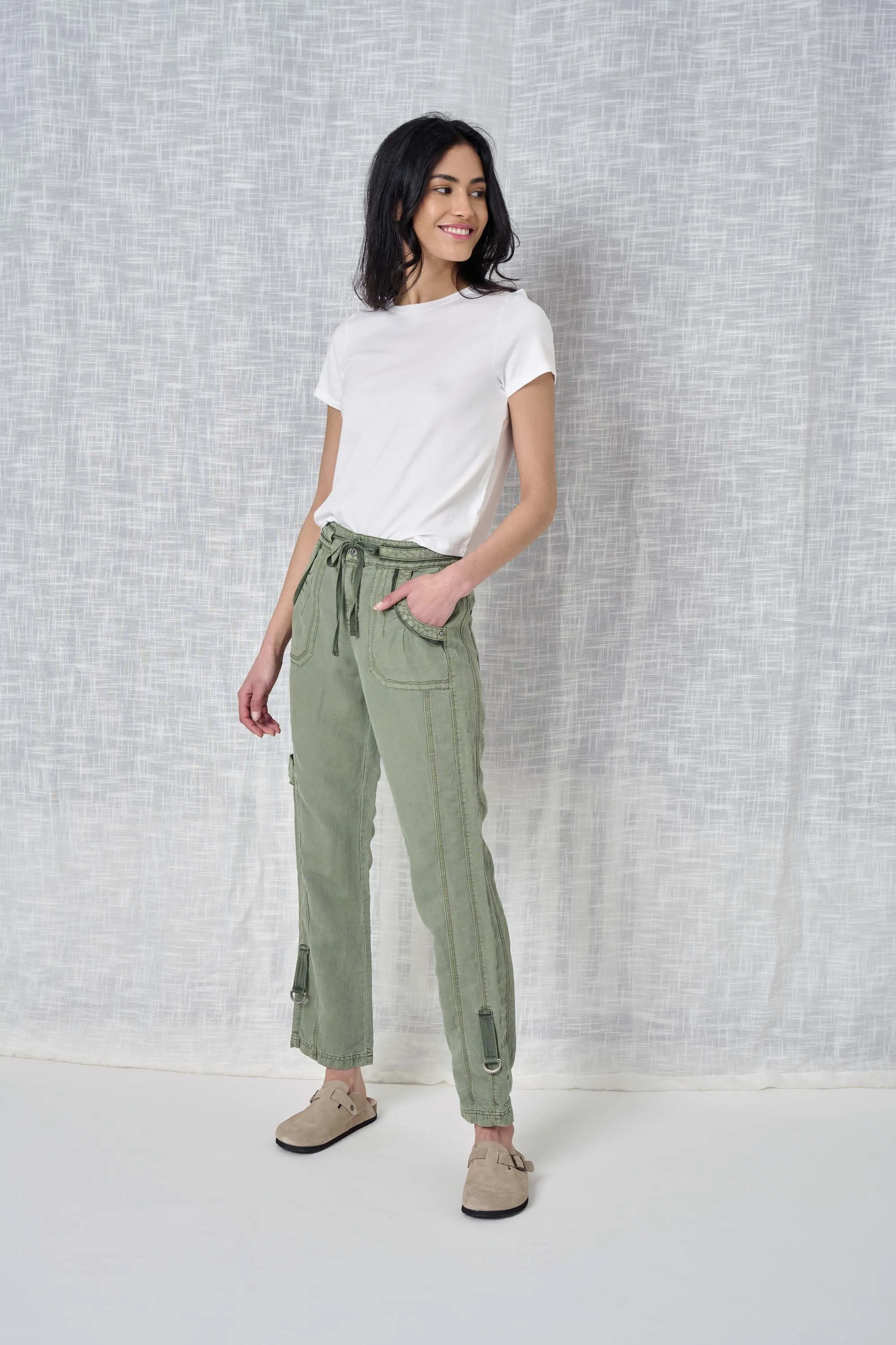 Brooklyn Solid Linen Pant