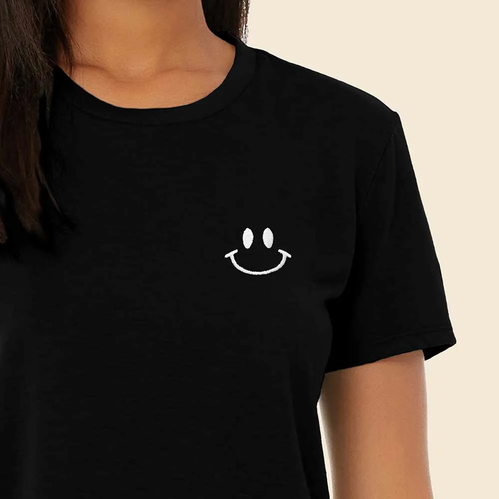 Dalix Smile Face Relaxed Cropped Tee