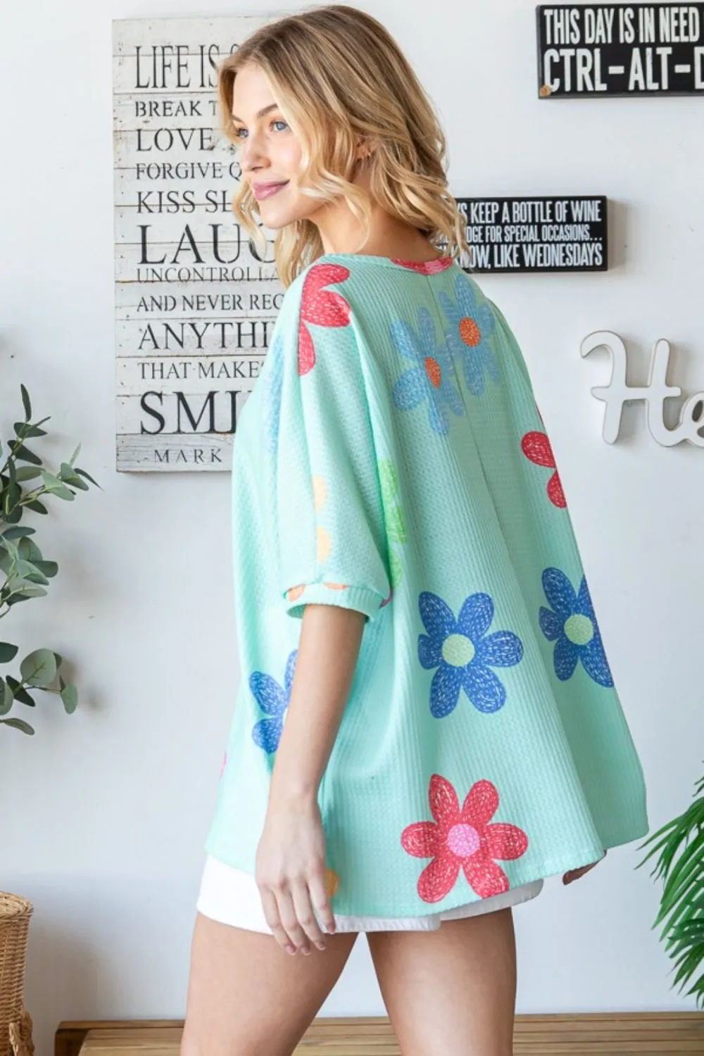 HOPELY Floral Waffle Oversize T-Shirt