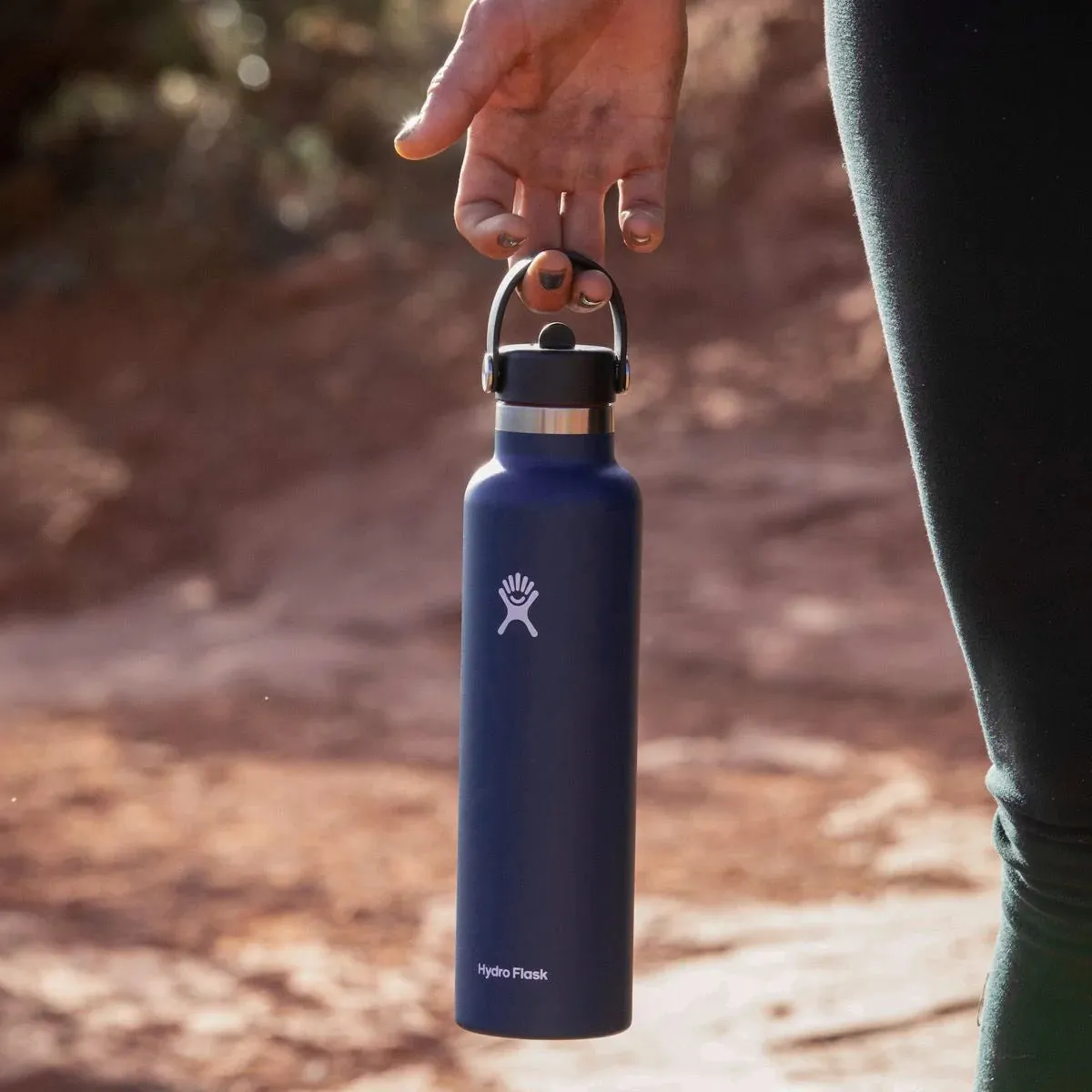 Hydro Flask 24 oz Standard Mouth with Flex Straw Cap Color: Indigo