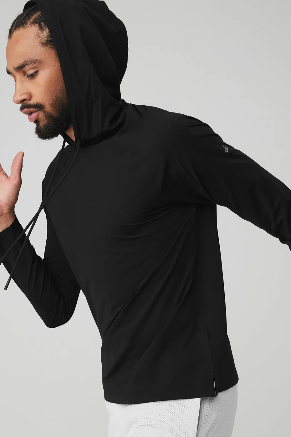 Idol Hooded Runner - Black