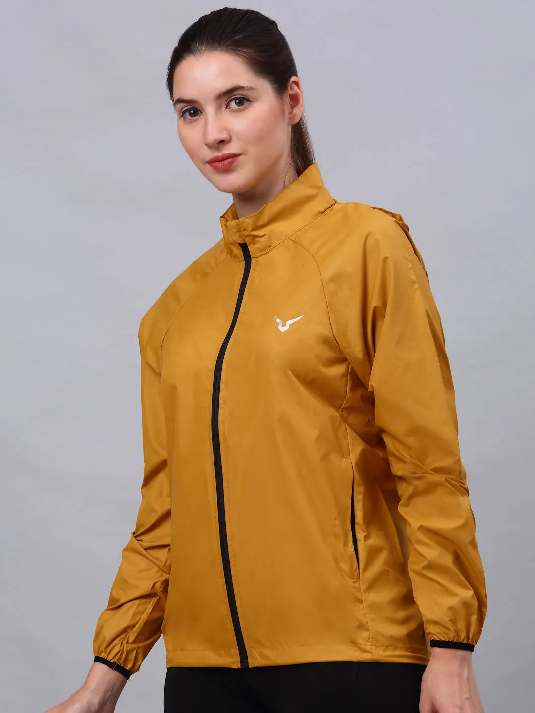 Invincible Women's Wind Runner Outdoor Jacket