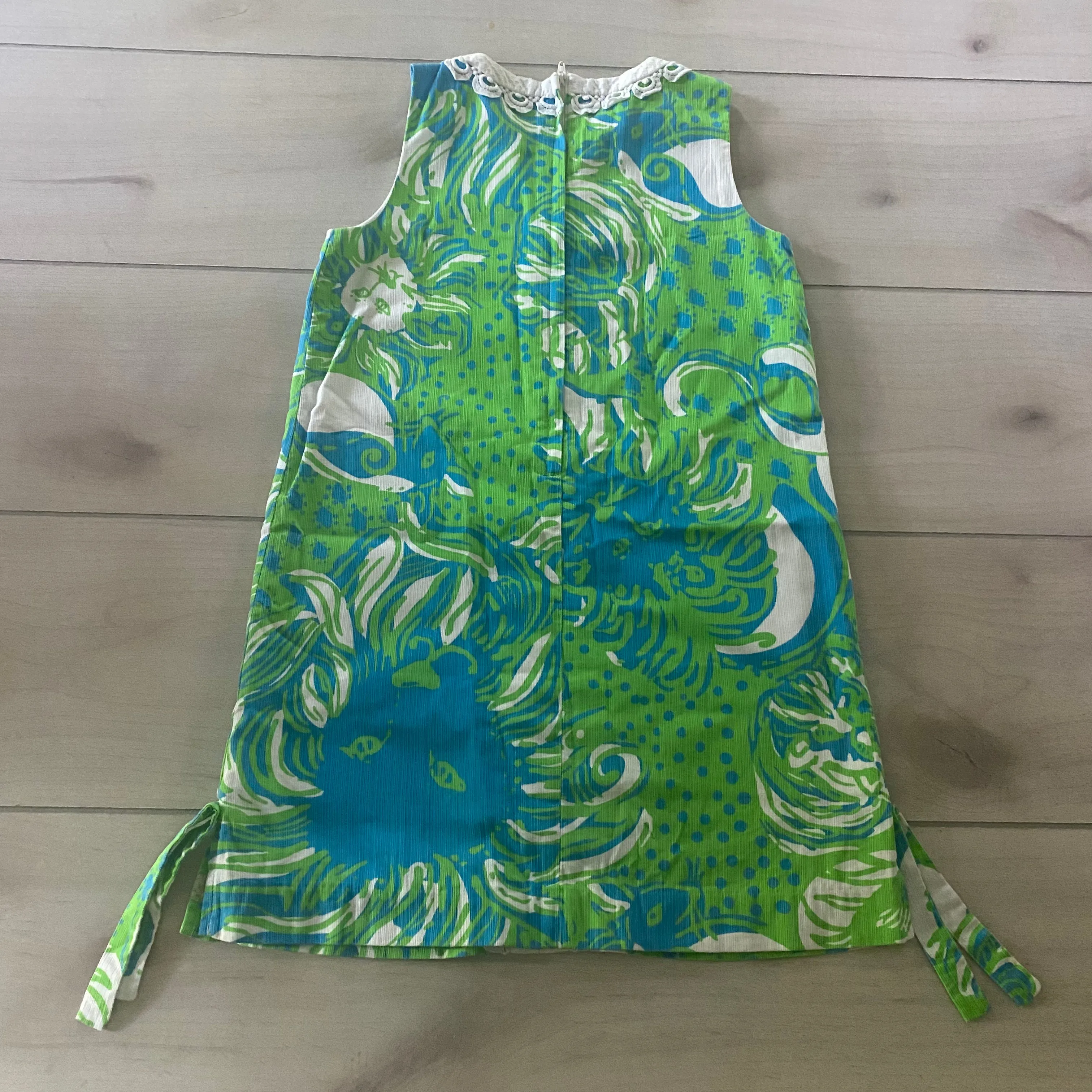 Lilly Pulitzer Green Blue Lion Print Shift Dress