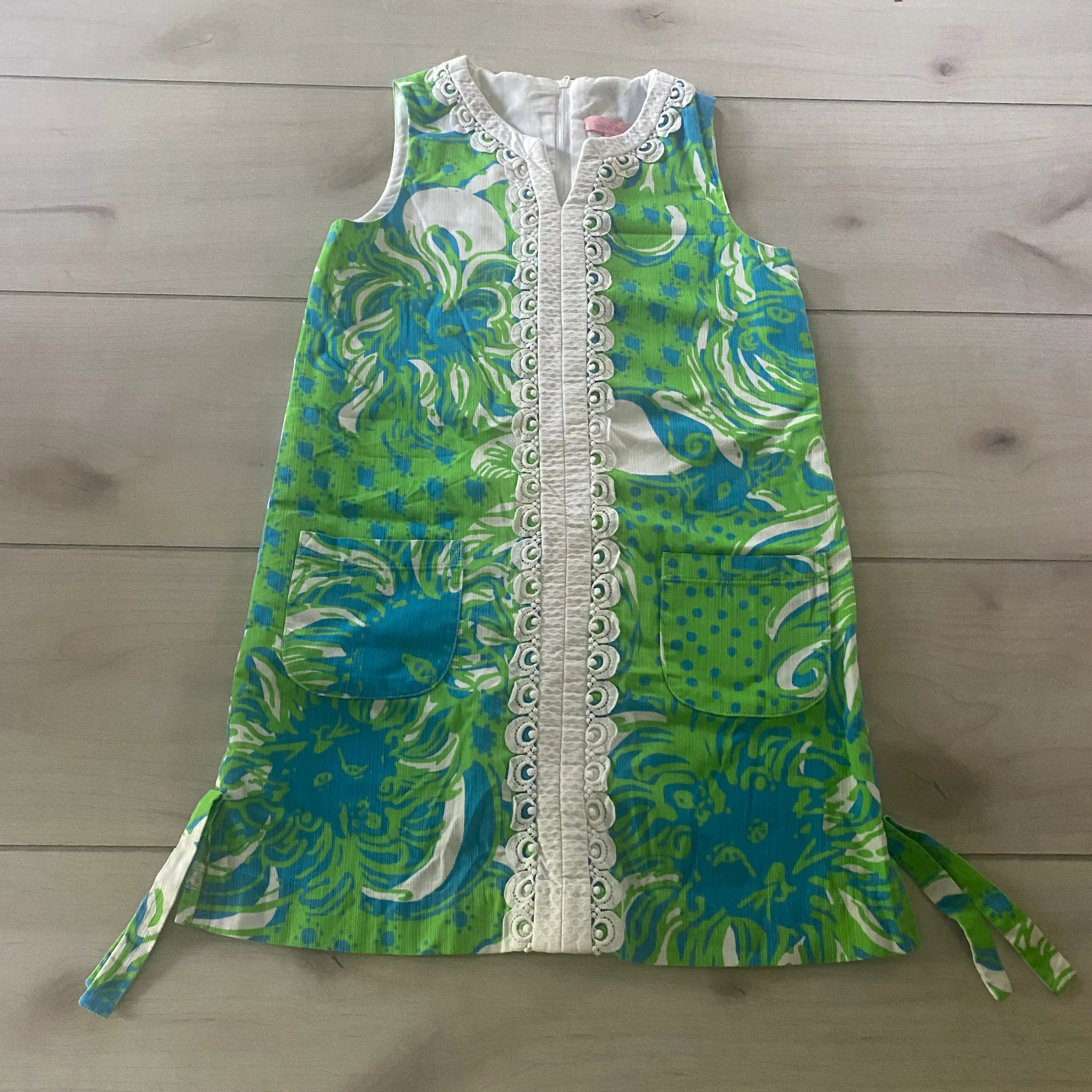 Lilly Pulitzer Green Blue Lion Print Shift Dress