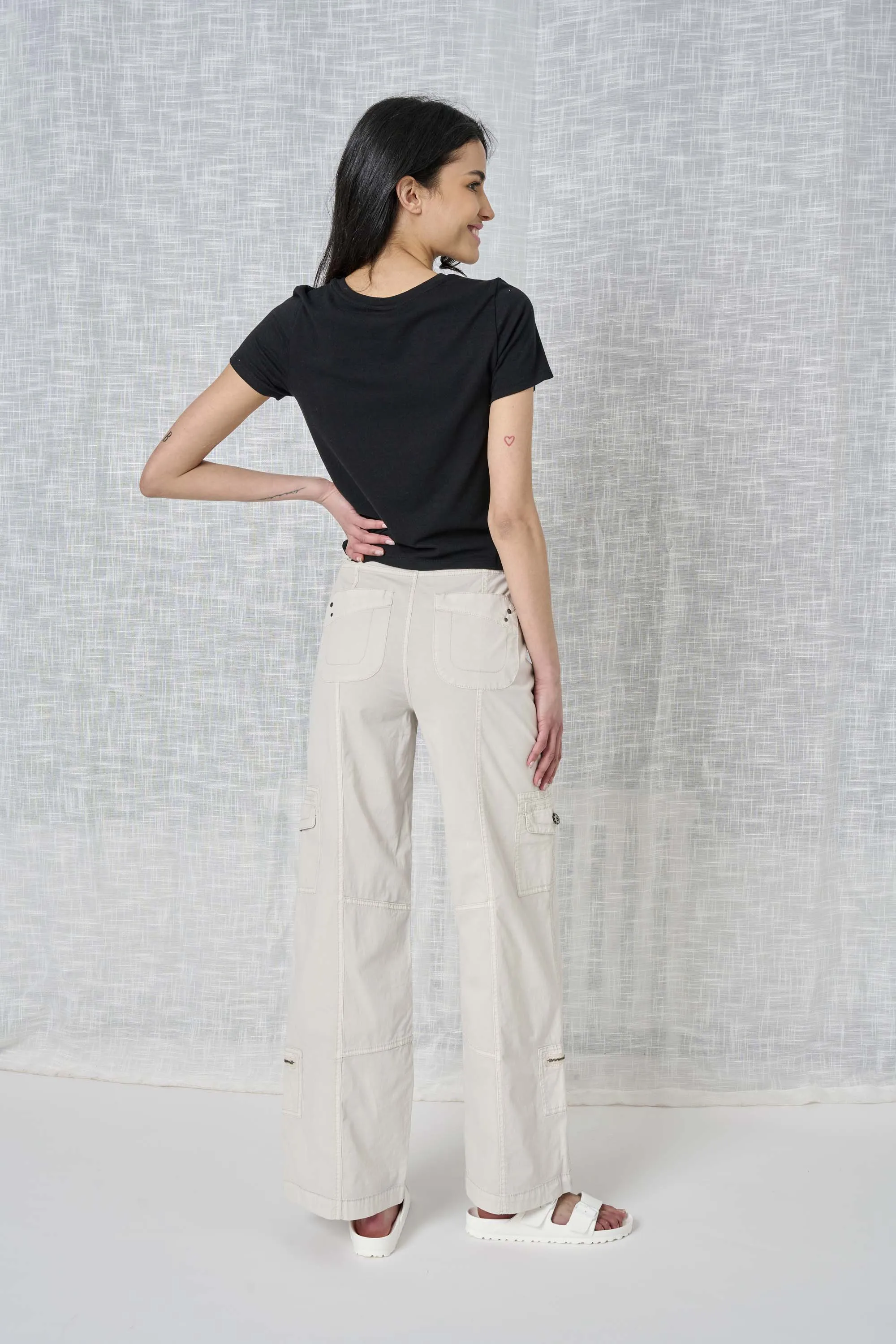 Rylee Solid Stretch Poplin Pant