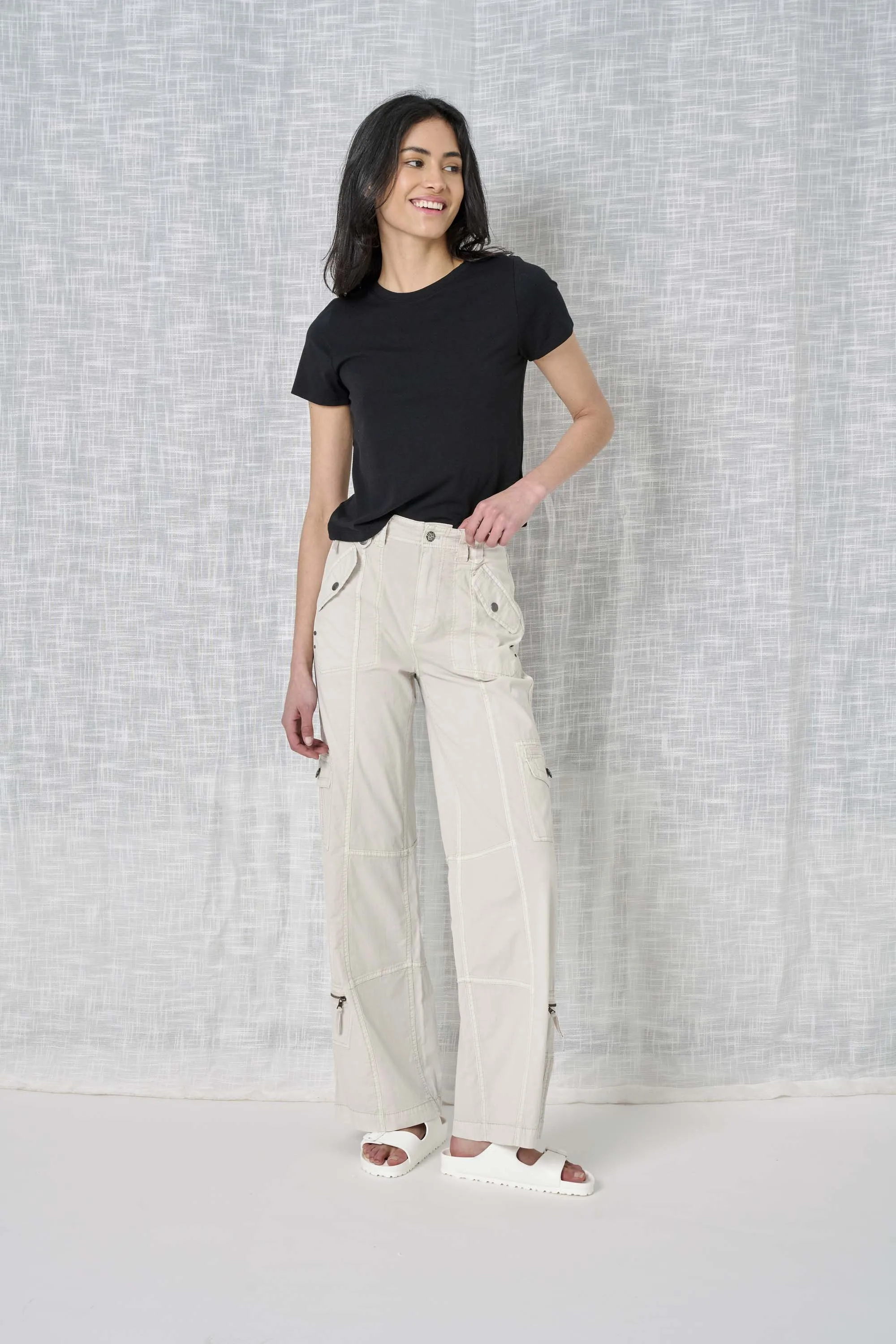 Rylee Solid Stretch Poplin Pant